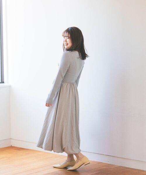 COHINA（コヒナ）の「カシュクールバルーンドッキングワンピース 【低身長・小柄女性】（ワンピース・レディース・グレー/ブラック/ベージュ・REGULAR/SHORT）」の21枚目の写真