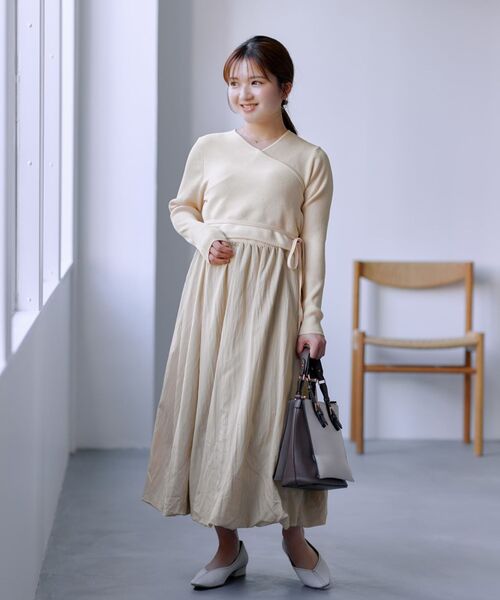 COHINA（コヒナ）の「カシュクールバルーンドッキングワンピース 【低身長・小柄女性】（ワンピース・レディース・グレー/ブラック/ベージュ・REGULAR/SHORT）」の18枚目の写真