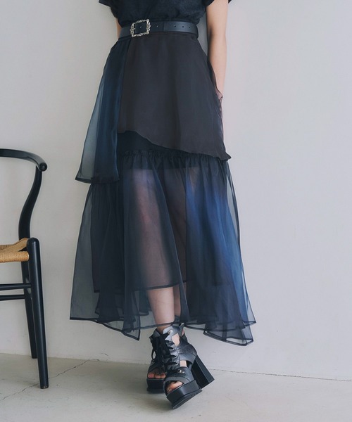 HARE（ハレ）の「ランダムグラデシアースカート(HARE)（スカート・レディース・ブルー/レッドパープル・FREE）」の11枚目の写真