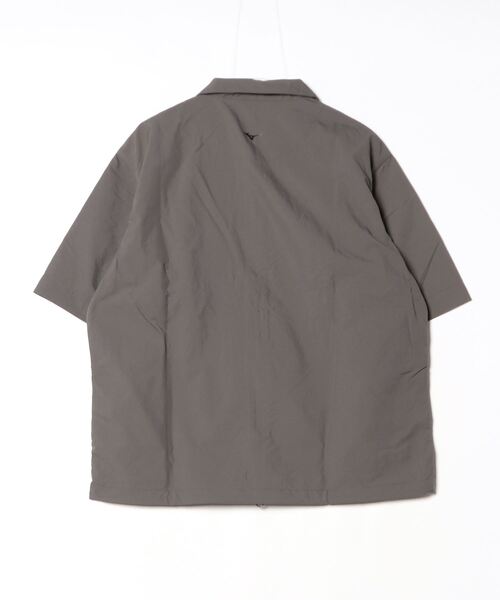 MARGARET HOWELL（マーガレットハウエル）の「WATER REPELLENT NYLON POPLIN SHIRT（シャツ/ブラウス・メンズ・ネイビー系1/カーキ・LARGE/SMALL/X-LARGE）」の20枚目の写真