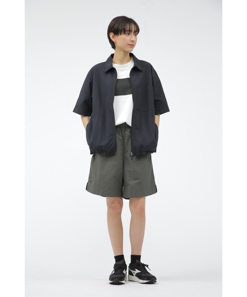 MARGARET HOWELL（マーガレットハウエル）の「WATER REPELLENT NYLON POPLIN SHIRT（シャツ/ブラウス・メンズ・ネイビー系1/カーキ・LARGE/SMALL/X-LARGE）」の16枚目の写真