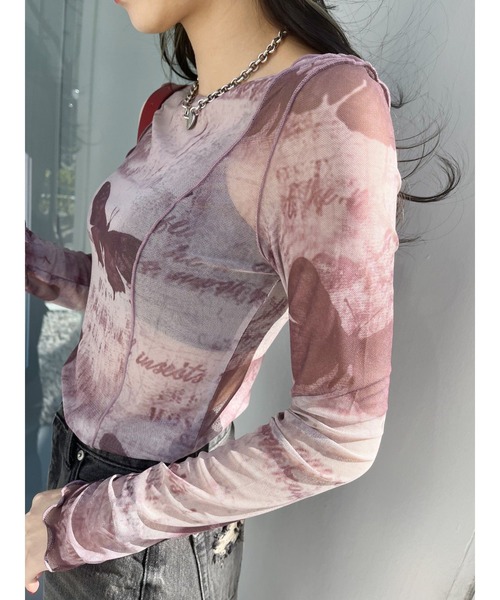 EVRIS（エヴリス）の「バタフライシアートップス（Tシャツ/カットソー・レディース・ブラウン/ブルー・FREE）」の2枚目の写真