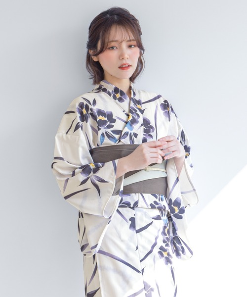 SOUBIEN(ソウビエン)の「“初心者でもプロの着姿”新二部式 セパレート浴衣3点セット(上衣・下衣・おはしょり布+帯+伊達締)【SOUBIEN】(浴衣・レディース・ネイビー系/ネイビー系2/ネイビー系3/ブルー系/パープル系/ライトブルーグレー/イエロー系その他/ホワイト系その他3/ブラック系/ブラック系2/グレー系/ホワイト系その他/オレンジ系/ネイビー系1/ブラック系1/グリーン系/ブルー系1/ホワイト系その他2/ブルー系2/ブラック系3/ホワイト系/ベージュ系その他3/ベージュ系その他/アイボリー系2/アイボリー系/ネイビー系5/ベージュ系1/ベージュ系/ネイビー系4/ベージュ系その他2/ピンク系/アイボリー系1/ダルブルー系/サックスブルー系/パープル系1/ホワイト系1・FREE)」の16枚目の写真