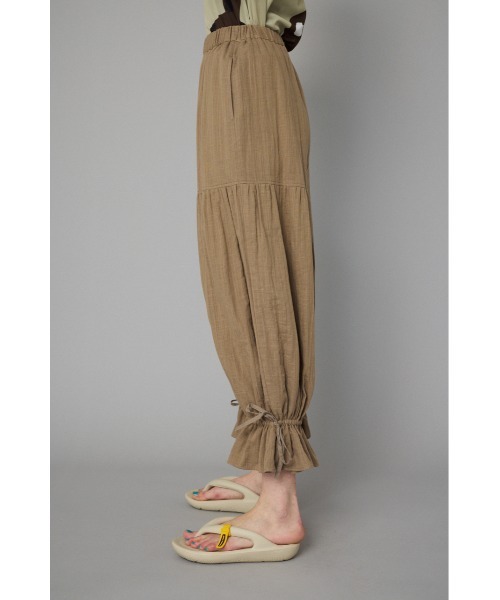 HeRIN.CYE(ヘリンドットサイ)の「Double gauze pants ダブルガーゼパンツ(その他パンツ・レディース・ブラック/ベージュ/ホワイト・36/38)」の5枚目の写真