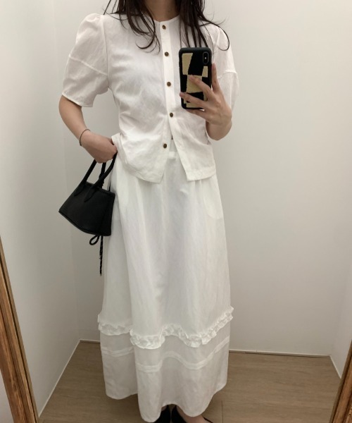 FAVORITO(ファヴォリート)の「2点セットクルーネックトップス+フリルスカート(セットアップ・レディース・ダークブルー/ホワイト・F)」の9枚目の写真
