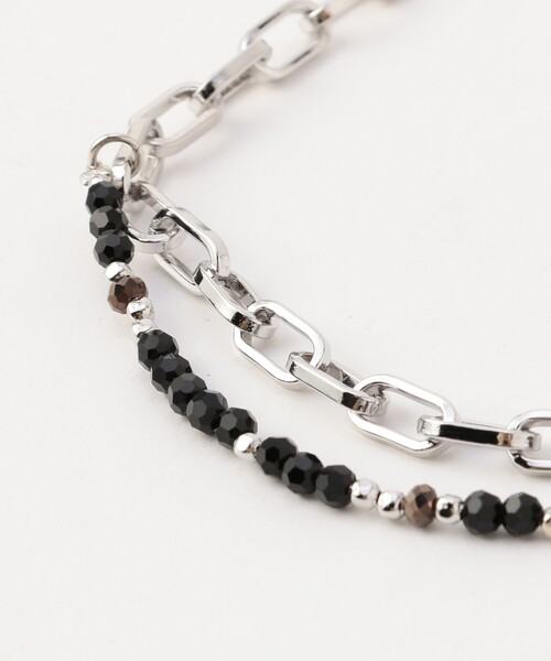 Urban Outfitters☆ ブラック系ビーズ・レイヤーネックレス Urban Outfitters☆ ブラック系ビーズ・レイヤーネックレス