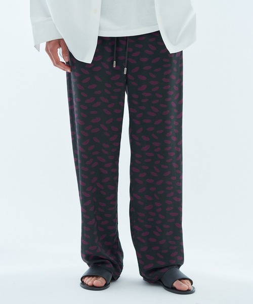 mando（マンド）の「mando / 総柄ワイドイージーパンツ《ESTNATION EXCLUSIVE》（その他パンツ・メンズ・ピンク系その他・2/3）」の10枚目の写真