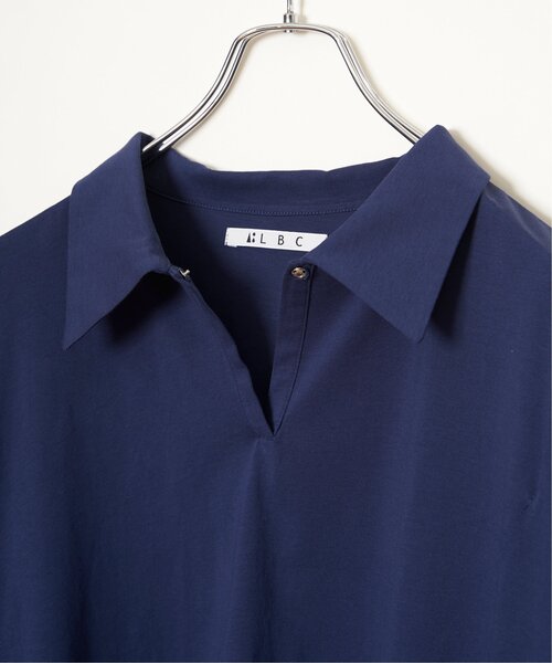 LBC（エルビーシー）の「【体系カバー＆二の腕カバー】シルケット襟付ワンボタンプルオーバー（Tシャツ/カットソー・レディース・ブルー/ブラック/ブラウン系その他/ホワイト/テラコッタ・M）」の12枚目の写真