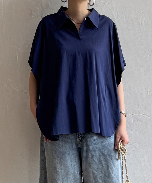 LBC（エルビーシー）の「【体系カバー＆二の腕カバー】シルケット襟付ワンボタンプルオーバー（Tシャツ/カットソー・レディース・ブルー/ブラック/ブラウン系その他/ホワイト/テラコッタ・M）」の5枚目の写真