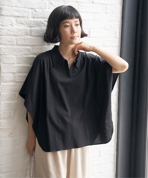 LBC（エルビーシー）の「【体系カバー＆二の腕カバー】シルケット襟付ワンボタンプルオーバー（Tシャツ/カットソー・レディース・ブルー/ブラック/ブラウン系その他/ホワイト/テラコッタ・M）」の2枚目の写真