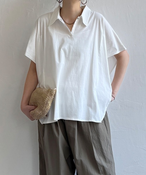 LBC（エルビーシー）の「【体系カバー＆二の腕カバー】シルケット襟付ワンボタンプルオーバー（Tシャツ/カットソー・レディース・ブルー/ブラック/ブラウン系その他/ホワイト/テラコッタ・M）」の21枚目の写真