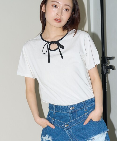 PUBLUX(パブリュクス)の「PUBLUX/パブリュクス リボン リンガーTシャツ 限定展開(Tシャツ/カットソー・レディース・オフホワイト/ブラック/グレー・フリ-)」の4枚目の写真