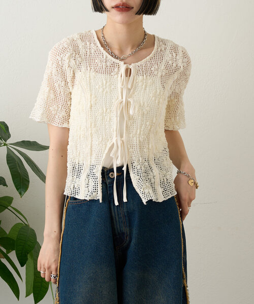 w closet（ダブルクローゼット）の「フラワーメッシュリボンブラウス（シャツ/ブラウス・レディース・アイボリー/ブラック/ブルー系その他/レッド・FREE）」の12枚目の写真