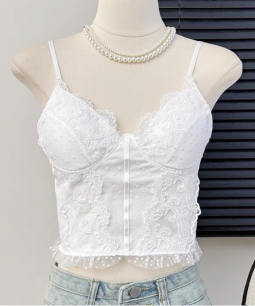 Sibra(シブラ)の「カップ付きレースキャミソールトップス・繊細チュール×美シルエットデザイン(キャミソール・レディース・ホワイト/アイボリー/ブラック・M)」の5枚目の写真