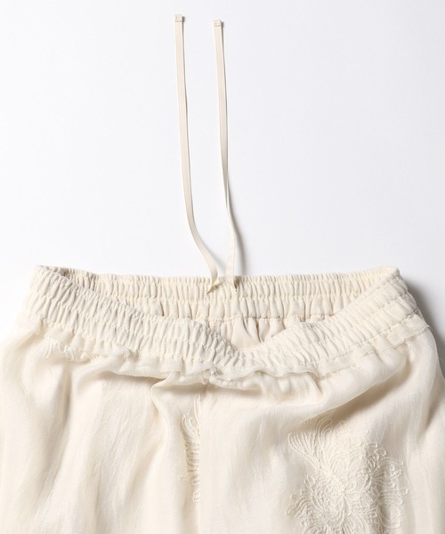 LEPSIM(レプシィム)の「シアー刺繍イージーパンツ 498786(その他パンツ・レディース・ブラック/アイボリー・FREE)」の21枚目の写真