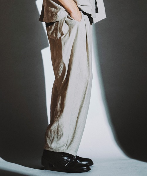 NO ID.（ノーアイディ）の「mp13852-ｻｲﾄﾞﾀｯｸﾄﾞﾛｰｽﾄﾘﾝｸﾞPT パンツ（その他パンツ・メンズ・グレー/ブルーグレー/ブラック・1/2）」の9枚目の写真