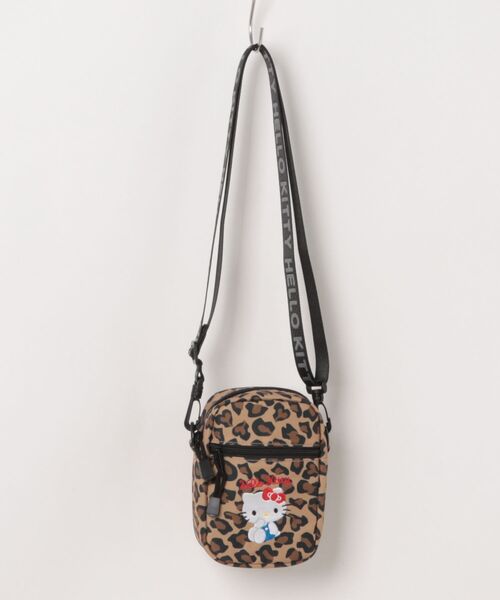 sanrio（サンリオ）の「サンリオ　ミニショルダーバッグ（ショルダーバッグ・レディース・ブラック/ブラック系その他/アイボリー/ブラウン系その他/レオパード・FREE）」の4枚目の写真