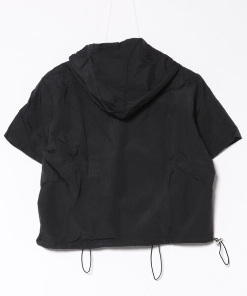 Uenui（ウニュイ）の「hooded drawstring crop tee（Tシャツ/カットソー・レディース・グレー/ブラック/アイボリー・FREE）」の4枚目の写真