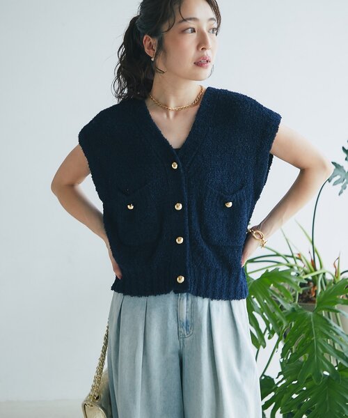 La boutique BonBon（ラブティックボンボン）の「【ON・OFF兼用】ペーパーニットベスト（ニット/セーター・レディース・ネイビー/アイボリー・FREE）」の13枚目の写真