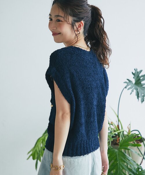 La boutique BonBon（ラブティックボンボン）の「【ON・OFF兼用】ペーパーニットベスト（ニット/セーター・レディース・ネイビー/アイボリー・FREE）」の15枚目の写真