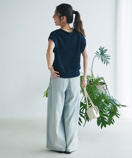 La boutique BonBon（ラブティックボンボン）の「【ON・OFF兼用】ペーパーニットベスト（ニット/セーター・レディース・ネイビー/アイボリー・FREE）」の18枚目の写真