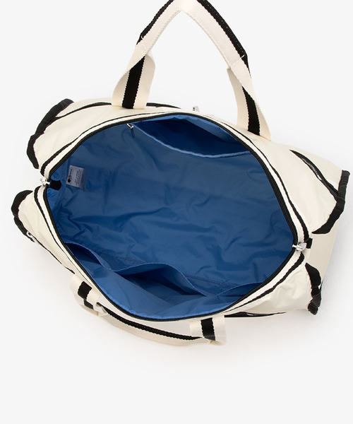 LeSportsac（レスポートサック）の「DELUXE MED WEEKENDER スペクテイターサンドバー/ブラック（ボストンバッグ・レディース・ホワイト・FREE）」の9枚目の写真