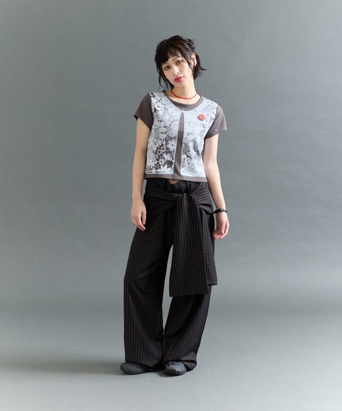 FTW(エフティダブリュー)の「LACE PRINT TOP(Tシャツ/カットソー・レディース・チャコールグレー/オフホワイト・MEDIUM/SMALL)」の18枚目の写真