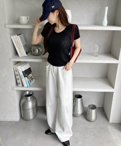 TREOVER(トレオーバー)の「【シンプルで洗練されたフィット感】 ハーフスリーブシアーリブニット(ニット/セーター・レディース・ライトブルー/ブラック/オフホワイト/ピンク/イエロー・FREE)」の21枚目の写真