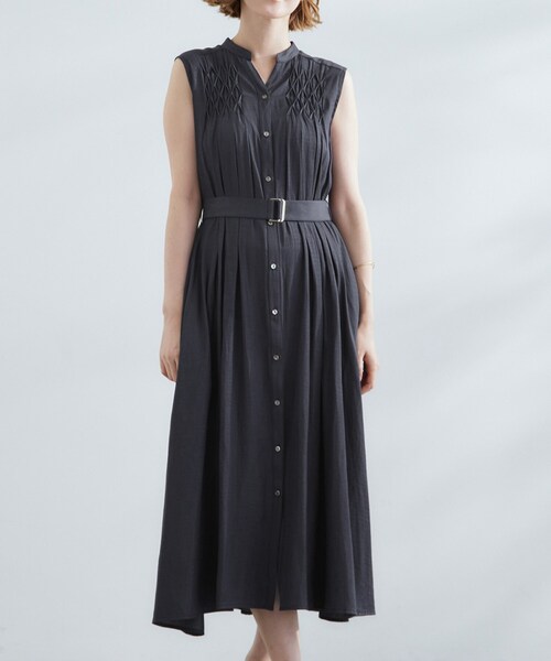 grove(グローブ)の「シャンブレースモッキングワンピース(ワンピース・レディース・ネイビー/オリーブ/ブルーグリーン・01/02/03/04/05)」の18枚目の写真