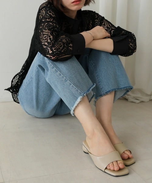 Bou Jeloud(ブージュルード)の「アシンメトリーミュール(サンダル・レディース・ブラック/ベージュ・38/36)」の16枚目の写真
