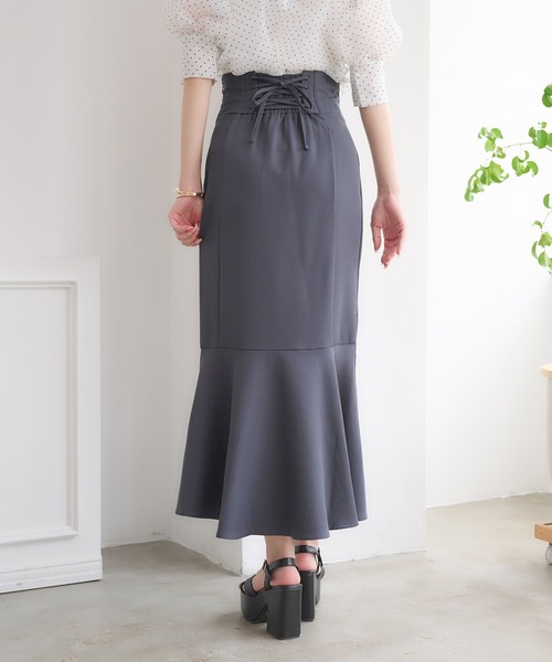 Ambre Neige(アンブルネージュ)の「back lace up mermaid sirt / バックレースアップマーメイドスカート(スカート・レディース・アイボリー/ブラック/チャコールグレー・SMALL/MEDIUM)」の6枚目の写真