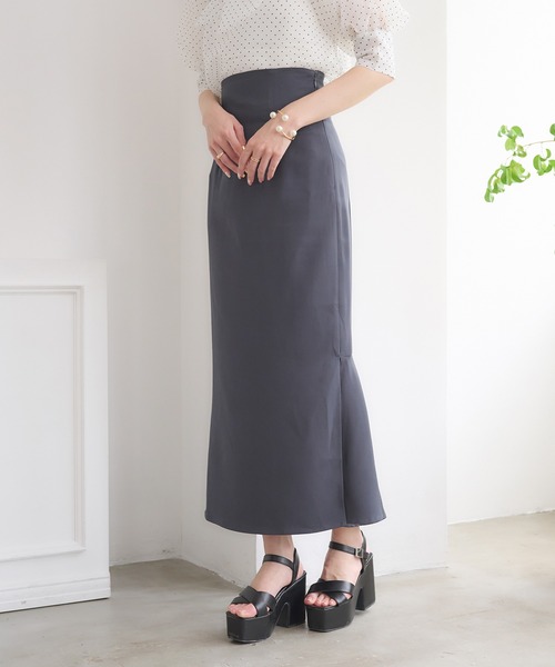 Ambre Neige(アンブルネージュ)の「back lace up mermaid sirt / バックレースアップマーメイドスカート(スカート・レディース・アイボリー/ブラック/チャコールグレー・SMALL/MEDIUM)」の9枚目の写真