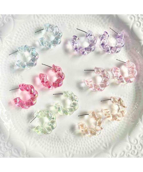 tone(トーン)の「【88eighty-eight】アクリルツイストリングピアス【import】(MA)(ピアス(両耳用)・レディース・グリーン/ピンク/パープル/オレンジ/ブルー/ライトピンク・FREE)」の15枚目の写真