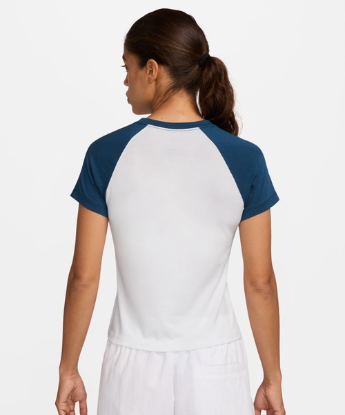 NIKE（ナイキ）の「ナイキ  NSW CHLL KNT S/S  RGLN NIKE（Tシャツ/カットソー・レディース・グレー/ホワイト×ブルー・S/M/L）」の4枚目の写真