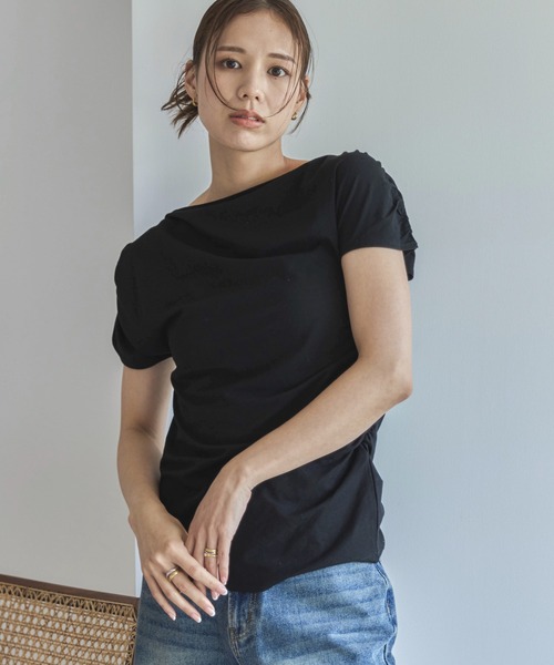 feepur（フェピュール）の「アシンメトリーラッフルシアーTee（Tシャツ/カットソー・レディース・オフホワイト/ブラック・MEDIUM）」の20枚目の写真