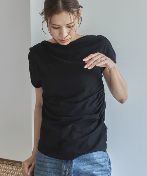 feepur（フェピュール）の「アシンメトリーラッフルシアーTee（Tシャツ/カットソー・レディース・オフホワイト/ブラック・MEDIUM）」の19枚目の写真