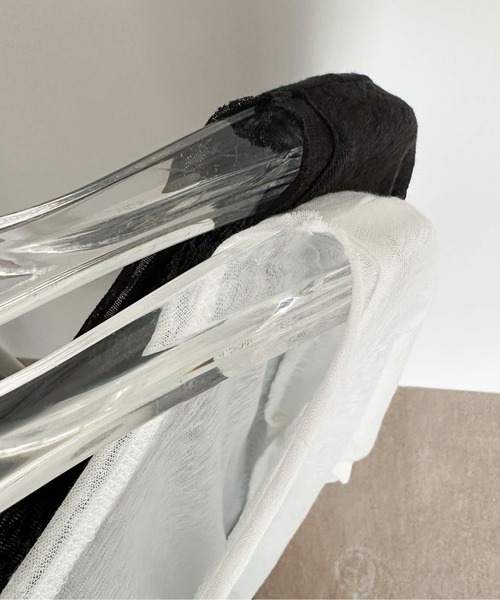 feepur（フェピュール）の「アシンメトリーラッフルシアーTee（Tシャツ/カットソー・レディース・オフホワイト/ブラック・MEDIUM）」の17枚目の写真