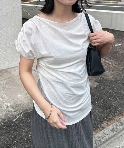 feepur（フェピュール）の「アシンメトリーラッフルシアーTee（Tシャツ/カットソー・レディース・オフホワイト/ブラック・MEDIUM）」の9枚目の写真