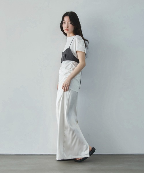 feepur(フェピュール)の「アシンメトリーラッフルシアーTee(Tシャツ/カットソー・レディース・オフホワイト/ブラック・MEDIUM)」の21枚目の写真