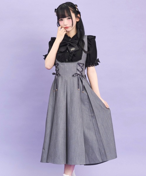 Secret Honey(シークレットハニー)の「レースアップミディジャンパードレス(スカート・レディース・グレー/ブラック・MEDIUM)」の2枚目の写真