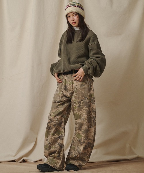 Universal Style Wear(ユニバーサルスタイルウェア)の「Universal Style Wear ピグメント "HUTON" スウェット(スウェット・メンズ・ブラウン/カーキ/オフホワイト/スミクロ・X-LARGE/LARGE/MEDIUM)」の12枚目の写真