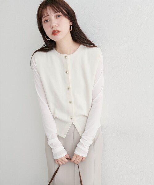 natural couture（ナチュラルクチュール）の「金釦ノースリきれいめニットベスト（ニット/セーター・レディース・ブラウン/ブラック/オフホワイト・FREE）」の6枚目の写真