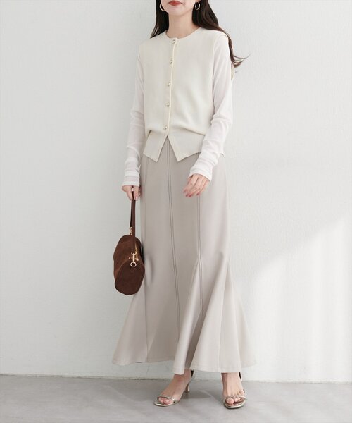 natural couture（ナチュラルクチュール）の「金釦ノースリきれいめニットベスト（ニット/セーター・レディース・ブラウン/ブラック/オフホワイト・FREE）」の7枚目の写真