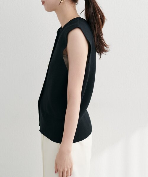 natural couture（ナチュラルクチュール）の「金釦ノースリきれいめニットベスト（ニット/セーター・レディース・ブラウン/ブラック/オフホワイト・FREE）」の19枚目の写真