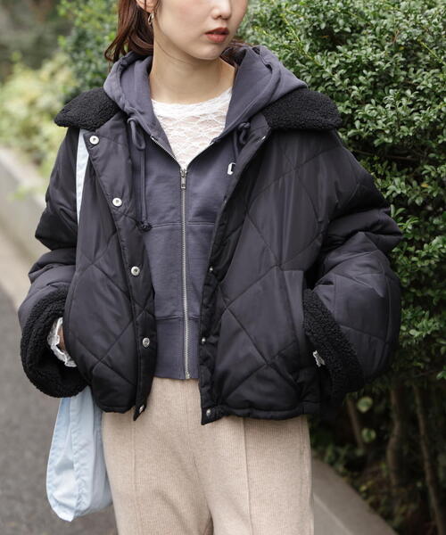 FREE'S MART（フリーズマート）の「◆裏ボアキルティングジャケット（ブルゾン・レディース・ホワイト/ブラック・MEDIUM/SMALL）」の8枚目の写真