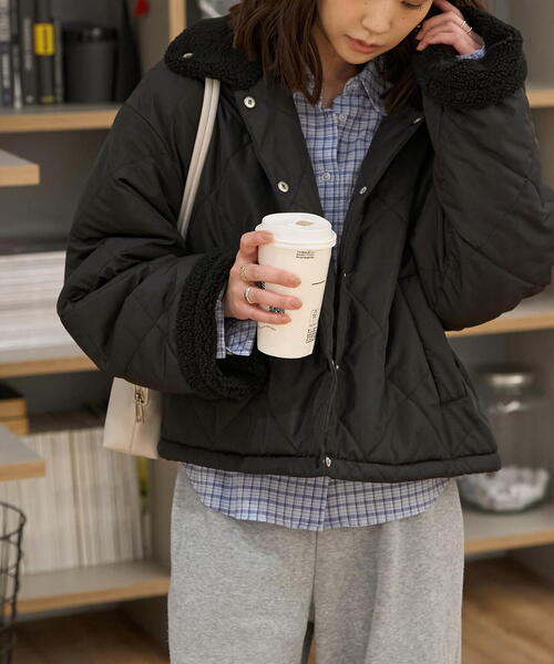 FREE'S MART（フリーズマート）の「◆裏ボアキルティングジャケット（ブルゾン・レディース・ホワイト/ブラック・MEDIUM/SMALL）」の15枚目の写真