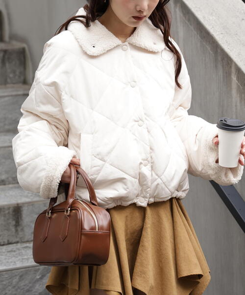 FREE'S MART（フリーズマート）の「◆裏ボアキルティングジャケット（ブルゾン・レディース・ホワイト/ブラック・MEDIUM/SMALL）」の2枚目の写真