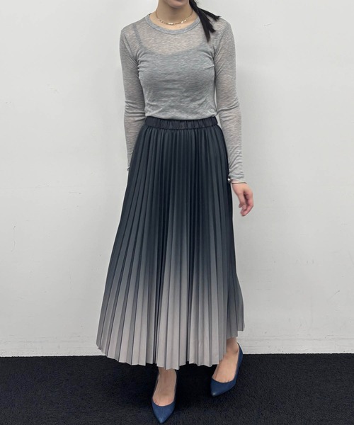NICOLE white(ニコルホワイト)の「シアーロングTシャツ(Tシャツ/カットソー・レディース・グレー/ブラック/ブラウン・FREE)」の16枚目の写真