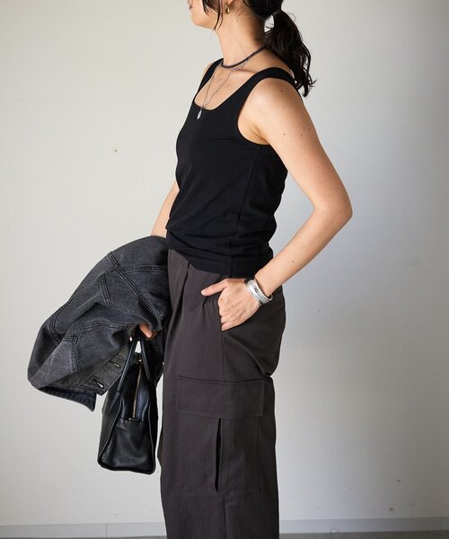 RIVE DROITE(リヴドロワ)の「【MYSELFbyRD(マイセルフバイリヴドロワ)】Tank top(キャミソール・レディース・ブラック/ベージュ・FREE)」の8枚目の写真