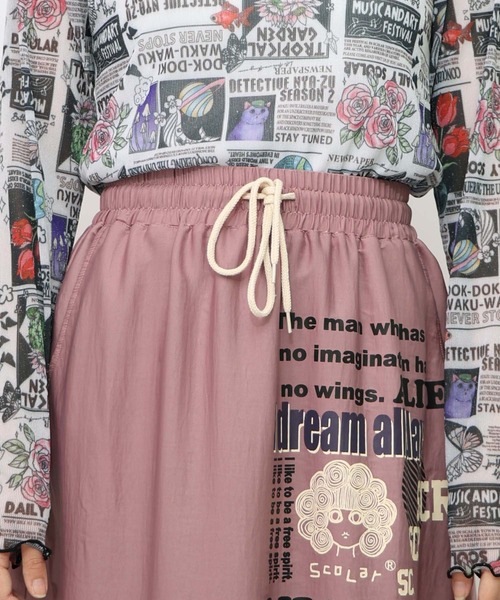 ScoLar（スカラー）の「153608：スカラーグラフィック柄 レース×サテンスカート（スカート・レディース・ネイビー/パープル/カーキ・M）」の21枚目の写真